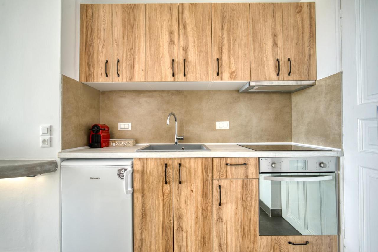 Anius Apartments Mykonos Town ภายนอก รูปภาพ
