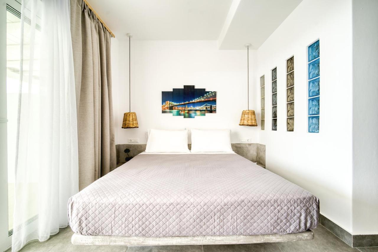 Anius Apartments Mykonos Town ภายนอก รูปภาพ